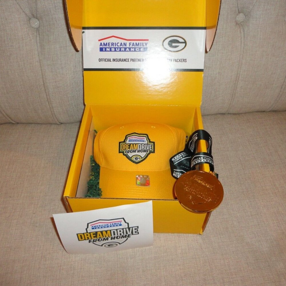 GREEN BAY PACKERS "Dream Drive From Home" Hat & Medal NIB!!